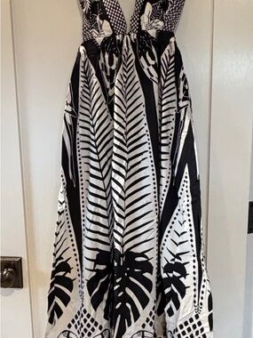 Farm Rio Tropical Black & White V-Neck Maxi Dress